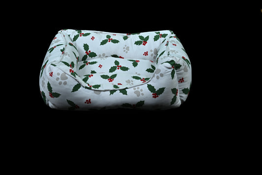 Holiday Cheer Pet Bed
